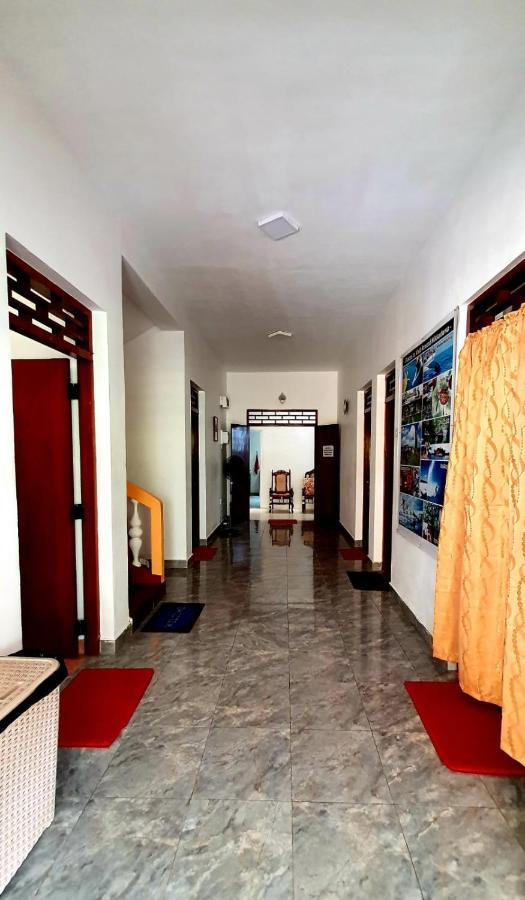 Guesthouse Kind And Love Hikkaduwa Zewnętrze zdjęcie