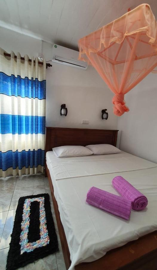 Guesthouse Kind And Love Hikkaduwa Zewnętrze zdjęcie