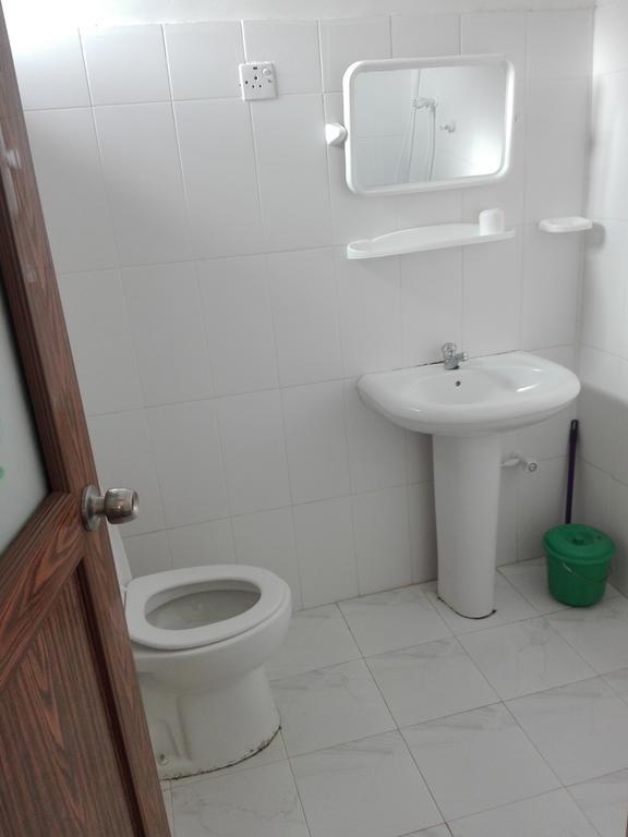 Guesthouse Kind And Love Hikkaduwa Zewnętrze zdjęcie
